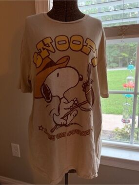 Peanuts Beige Short Sleeve Snoopy Cowboy Graphic Tee